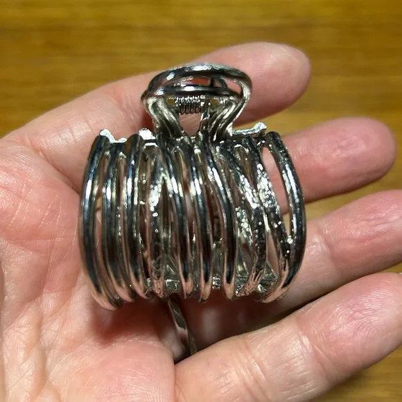 BOGO Silver Hair Clip - Picture 2 of 8